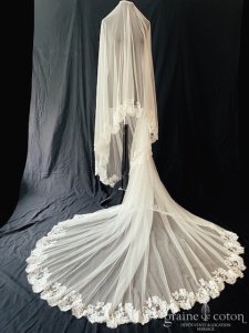 Rosa Clara - Voile Suave long de 350 mètres en tulle fluide ivoire clair bordé de dentelle