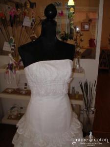 Robe de collection blanche