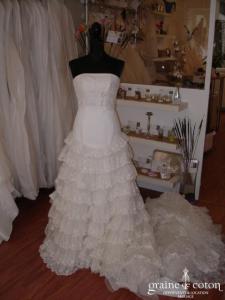 Robe de collection blanche