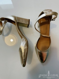 Bocage - Escarpins en cuir doré