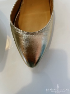 Bocage - Escarpins en cuir doré