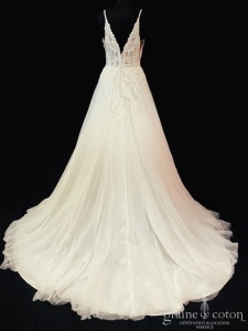 White One pour Pronovias - Sonique