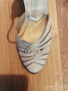 Rachel Simpson - Escarpins beige écru en nubuck