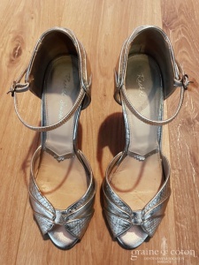 Rachel Simpson - Escarpins dorés