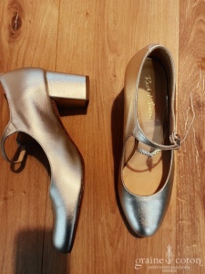 Rachel Simpson - Escarpins Chloé dorées en cuir