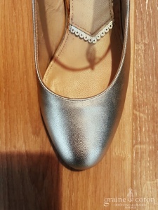 Rachel Simpson - Escarpins Chloé dorées en cuir