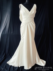 Pronovias - Abby