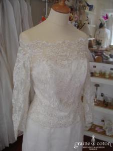 Novissima - Robe ivoire avec manches en dentelle