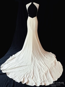 Viviane de Singapour - Création sirène en crêpe et guipure