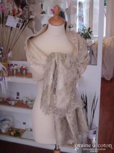 Carmélina créations - Étole en soie dorée