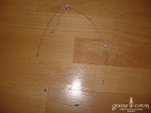 Au fil perlé - Collier 9 strass