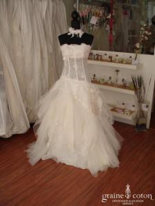 Frédéric Alzra - Robe de mariée en mouchoirs de tulle