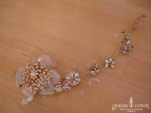 Christian Lacroix - Fleurs en strass et perles montées sur fil câblé