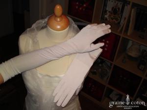 Gants assortis à la robe Mathyro