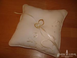 Coussin d'alliances coeur - Ivoire