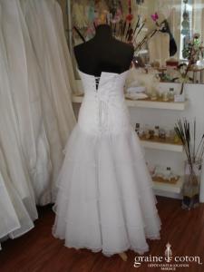 Créateur israëlien - Robe une pièce ivoire avec bustier drapé