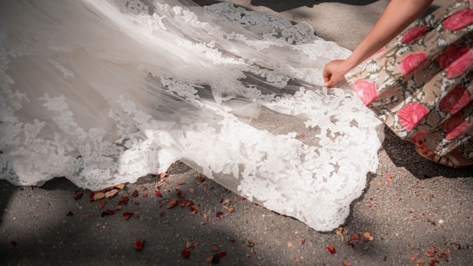 Une robe exceptionnelle - Photo 3 - Avis - Graine de coton - Dépôt-vente et location de robes de mariée à Paris